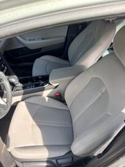 2018 Hyundai Sonata SE - Interior Front Seat Image